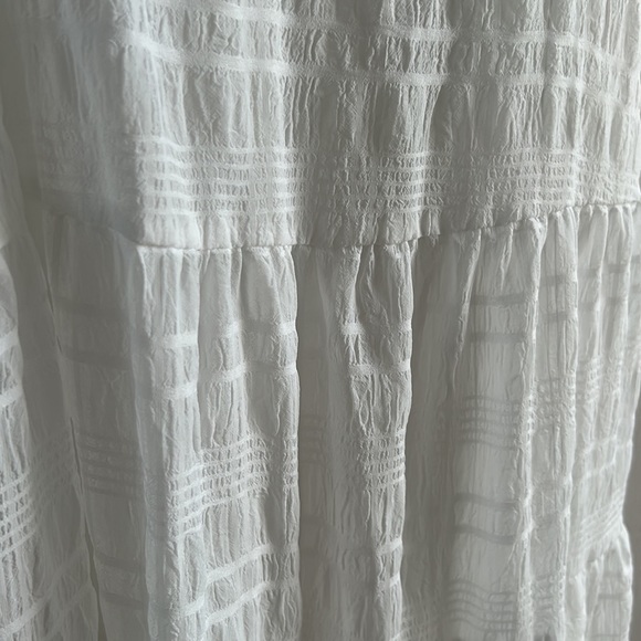 ASTR the label LIZBETH MAXI DRESS Size S ( fits oversized) like new condition - Picture 5 of 13